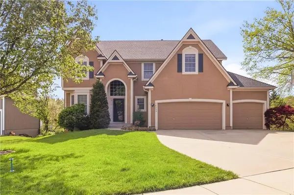 16224 Birch Street, Overland Park, KS 66085