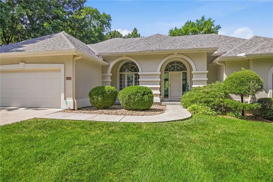 3431 NW Pink Hill Circle, Blue Springs, MO 64015 - #2
