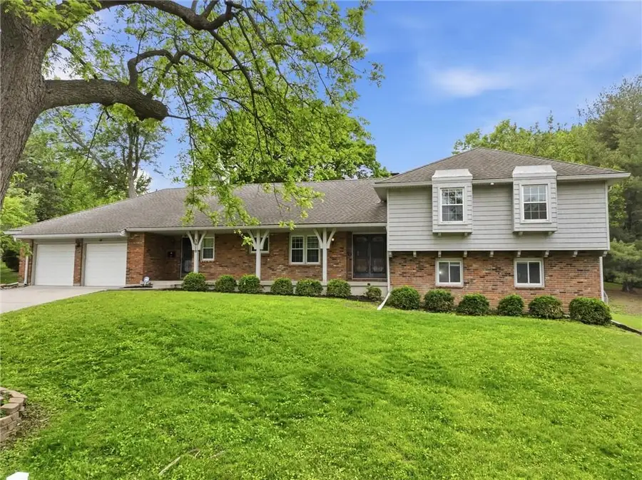 3610 S Delaware Avenue, Independence, MO 64055 - #2