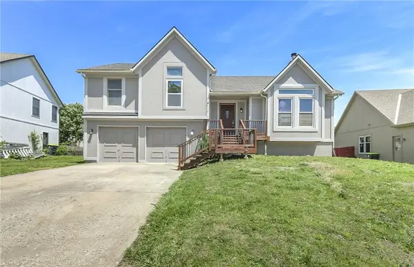 146 W Colleen Drive, Gardner, KS 66030