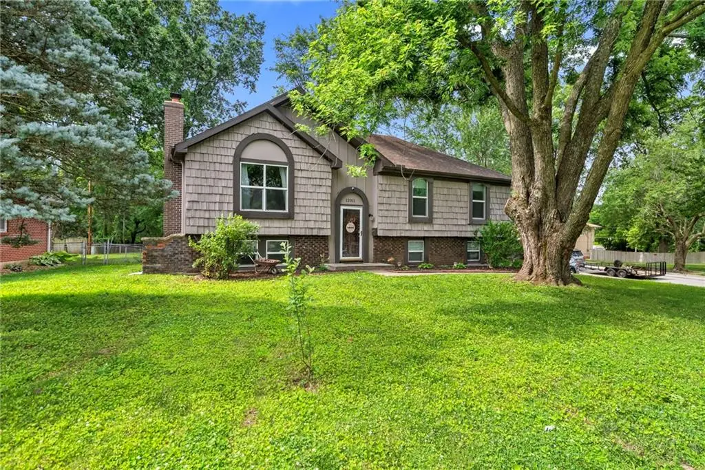 12311 W 54th Street, Shawnee, KS 66216 - #1