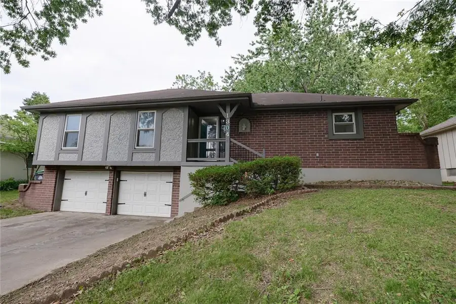 1304 SW 23rd Street, Blue Springs, MO 64015 - #3