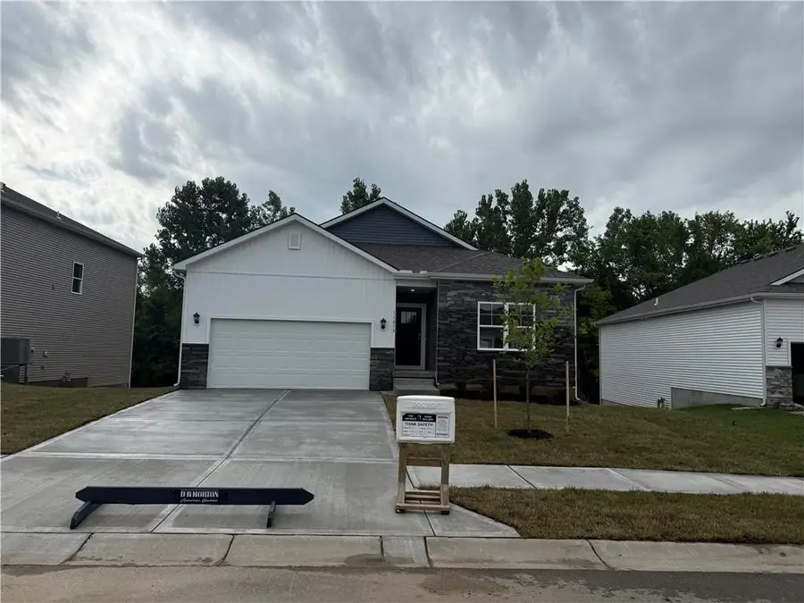 705 Solstice Circle, Belton, MO 64012 - #2