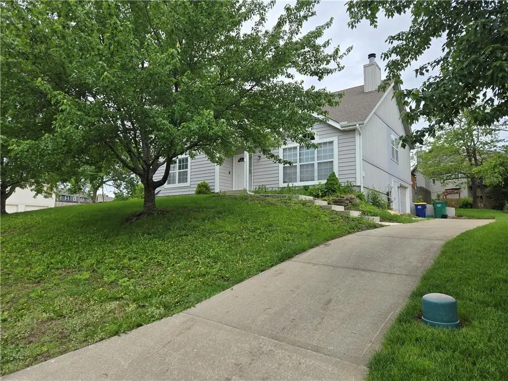 2128 SW British Drive, Lees Summit, MO 64081 - #1