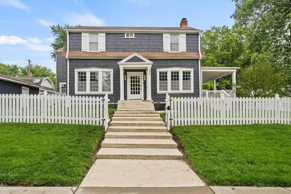 6446 Walnut Street, Kansas City, MO 64113 - #1