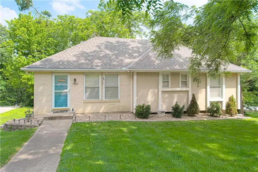 7918 NW Cadwallader Road, Kansas City, MO 64152 - #2