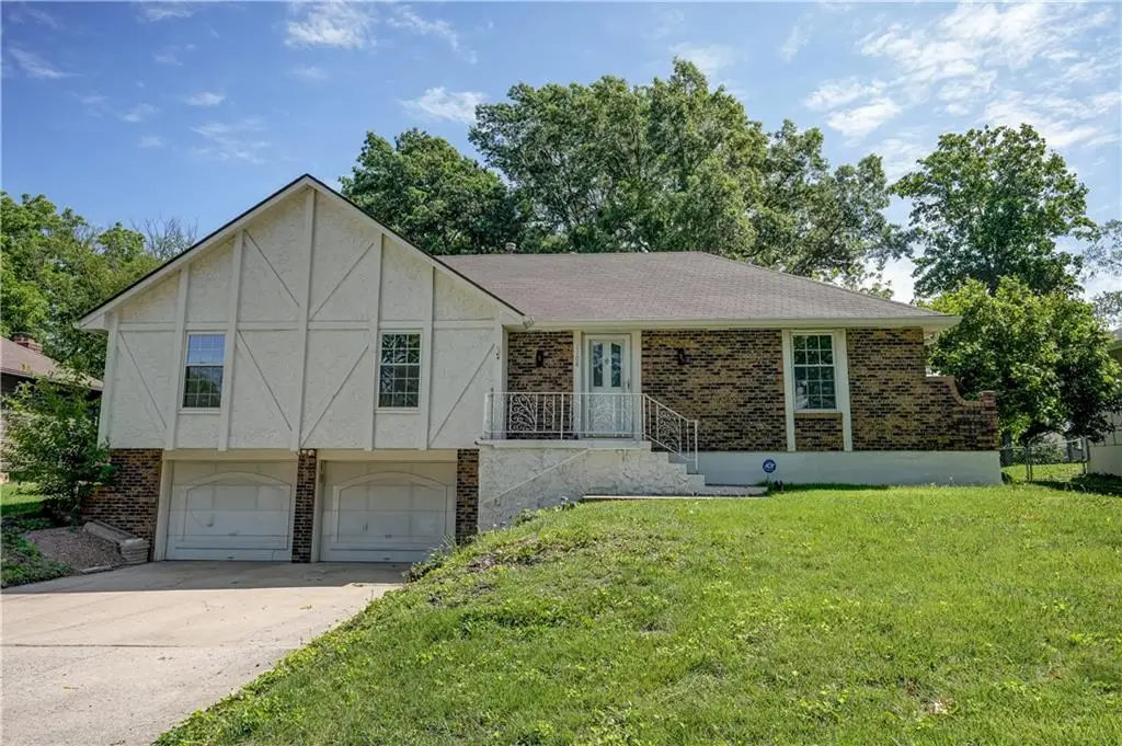 1108 SW 21st Street, Blue Springs, MO 64015 - #1