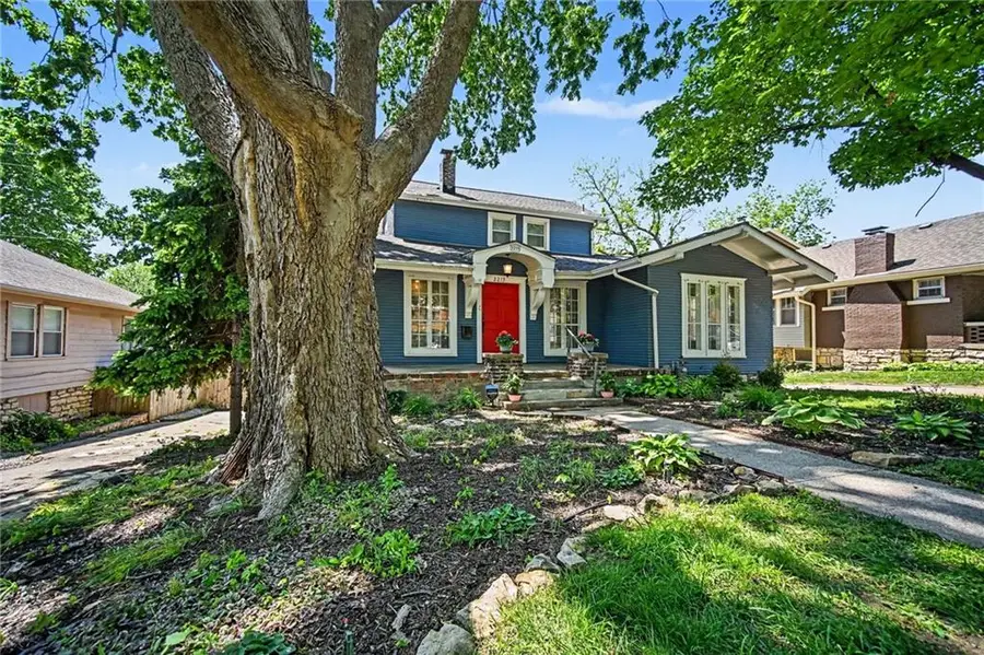 2215 Nebraska Avenue, Kansas City, KS 66102 - #3