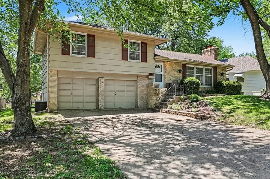 10409 E 79th Terrace, Raytown, MO 64138 - #3