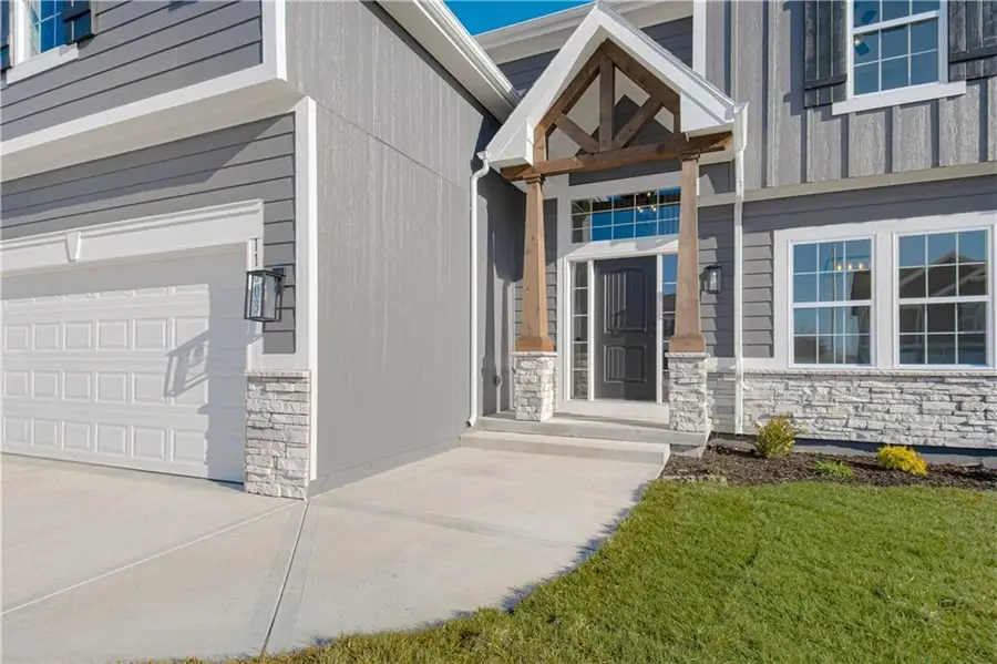 6004 NE 118th Street, Kansas City, MO 64156 - #3