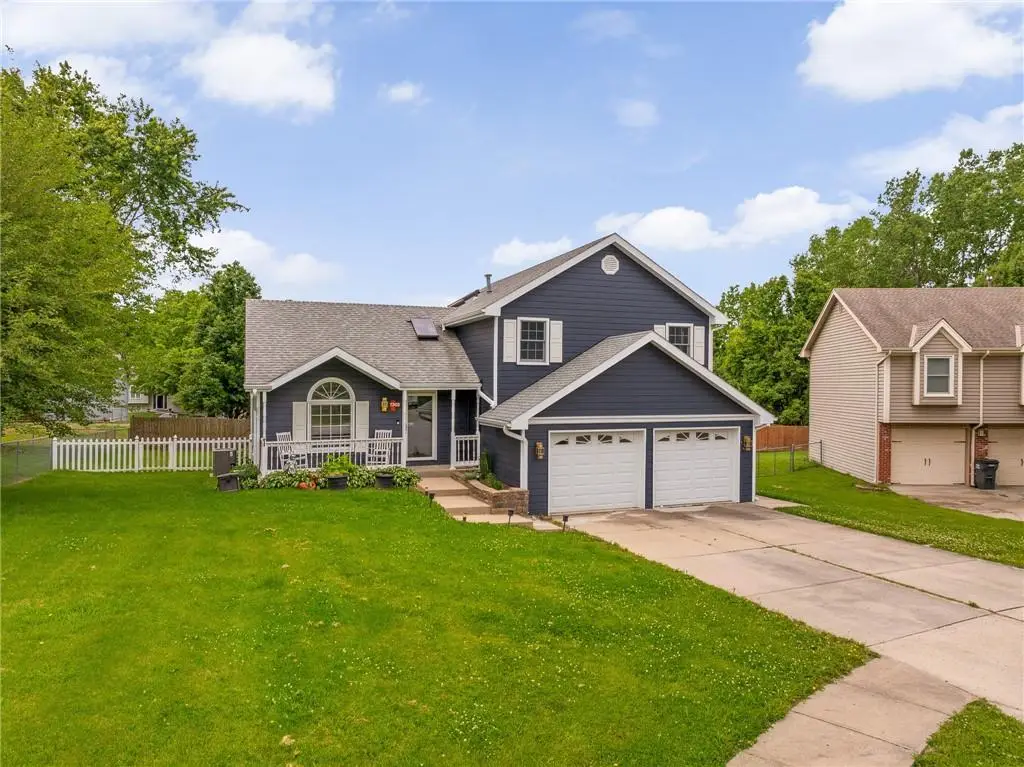 7305 Erika Court, Pleasant Valley, MO 64068 - #1