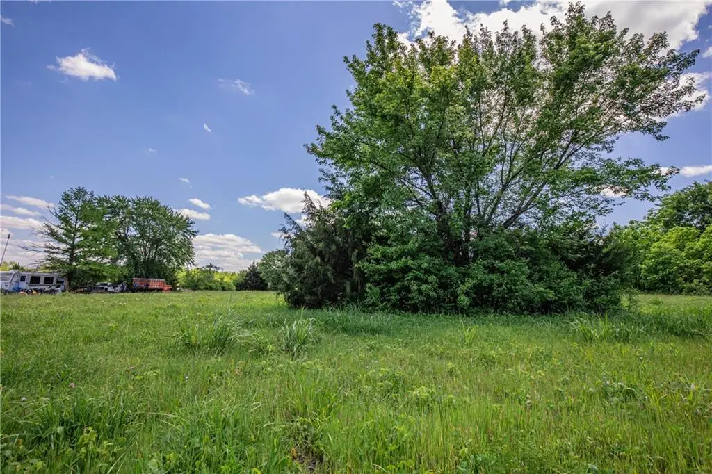 102 Branch Drive, Mound City, KS 66056 - #1