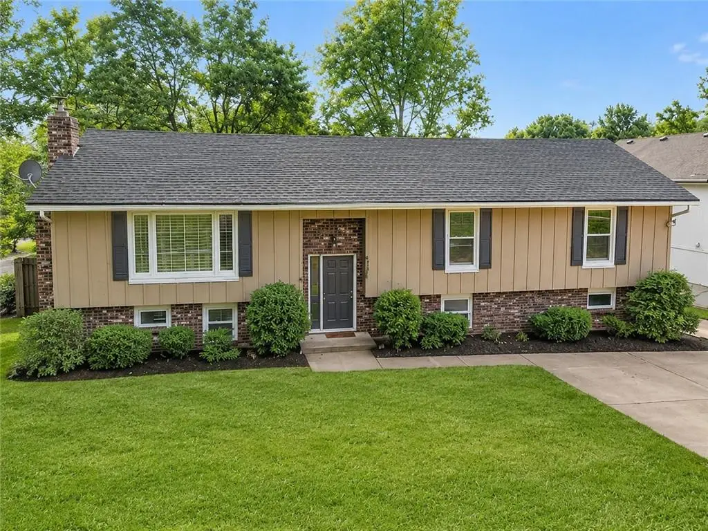 8306 NW Forest Drive, Weatherby Lake, MO 64152 - #1