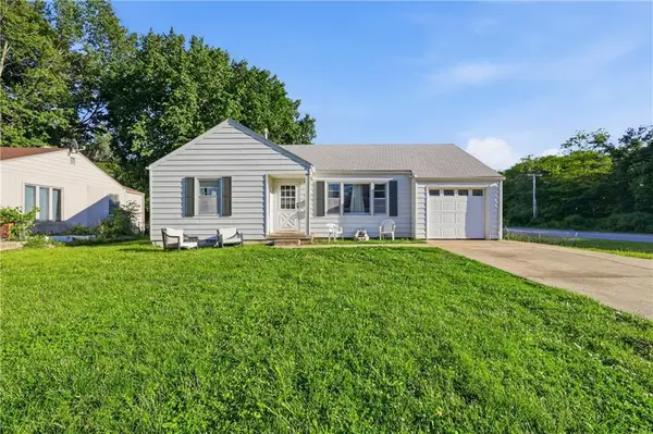 8801 E 71st Terrace, Raytown, MO 64133