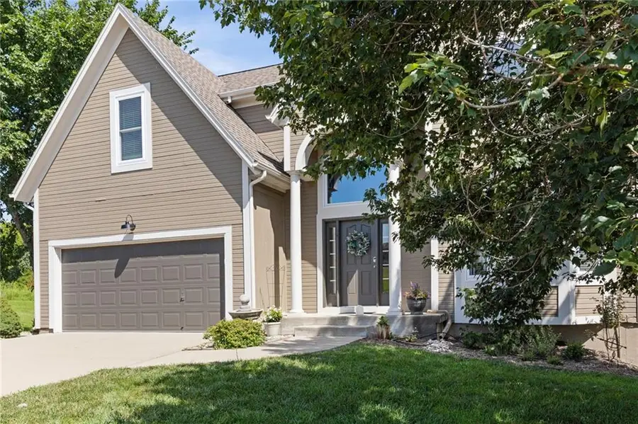11106 Augusta Drive, Kansas City, KS 66109 - #3
