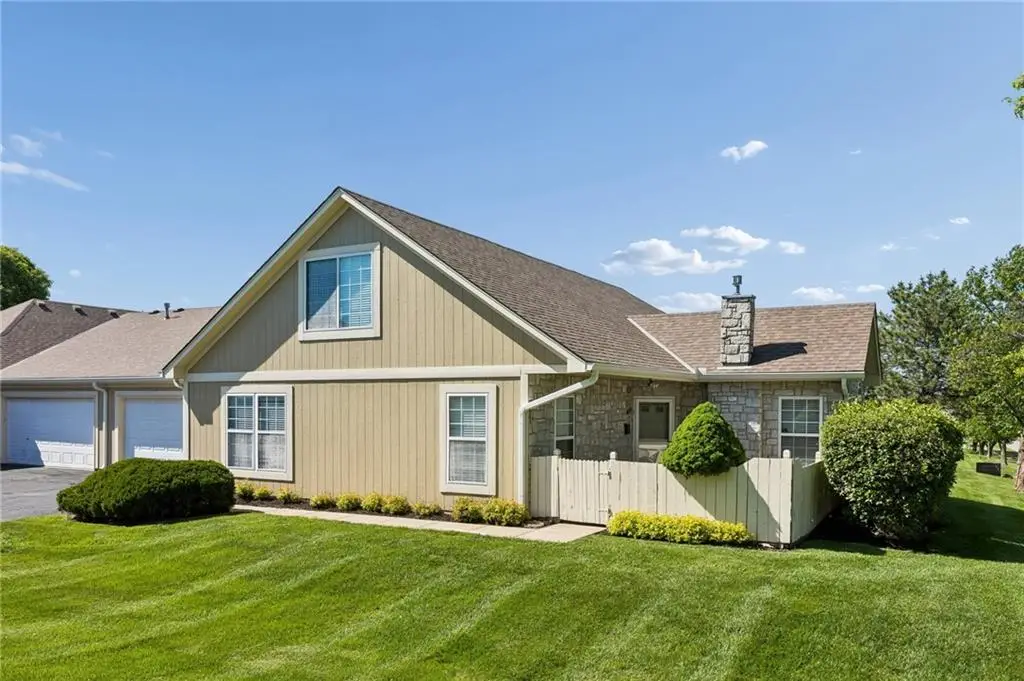 11316 Pflumm Road, Olathe, KS 66215 - #1