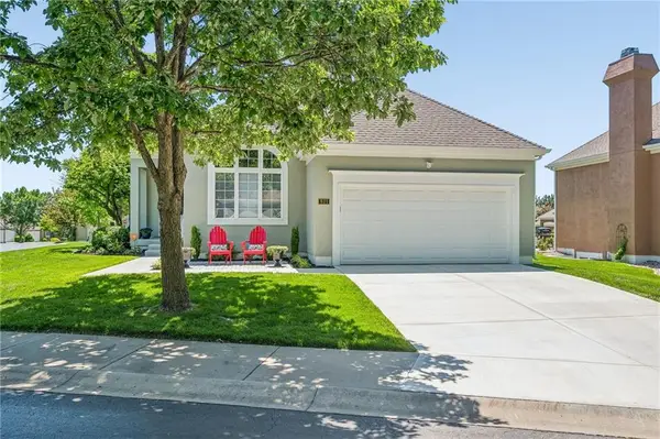 801 W 132nd Terrace, Kansas City, MO 64145