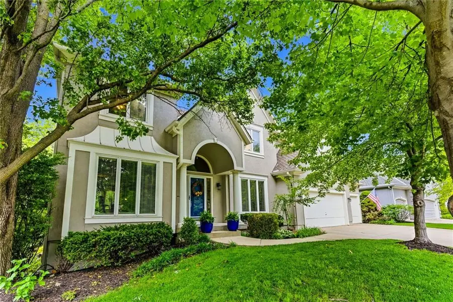 12716 Carter Street, Overland Park, KS 66213 - #2