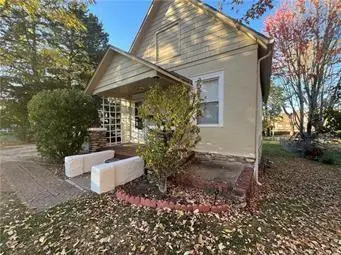 119 W 7th Street, Ottawa, KS 66067 - #2