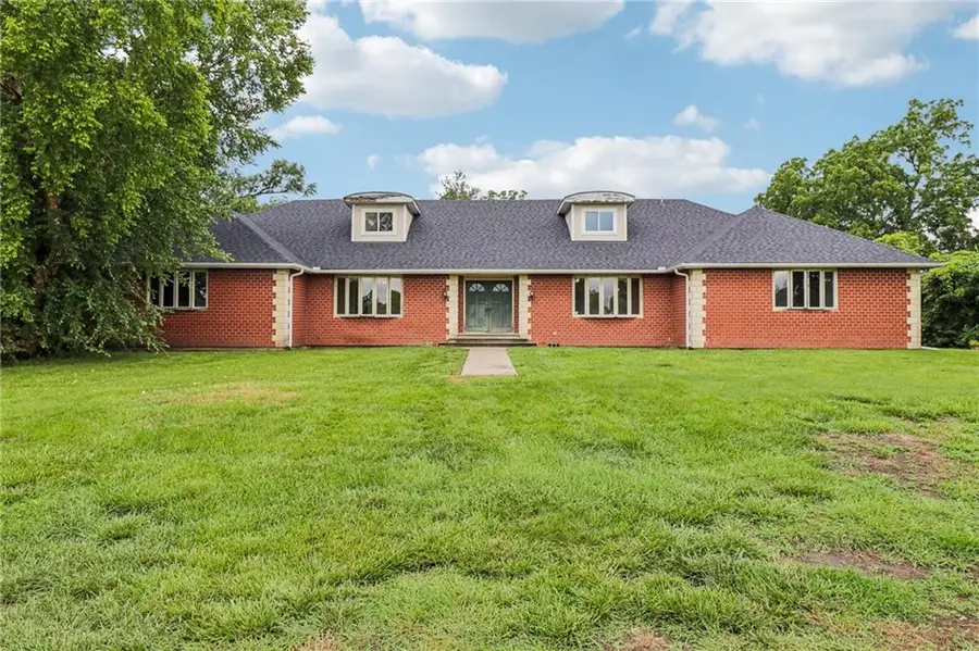 5000 Shrine Park Road, Leavenworth, KS 66048 - #2