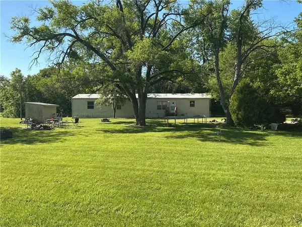 521 Hoover Street, Pomona, KS 66076