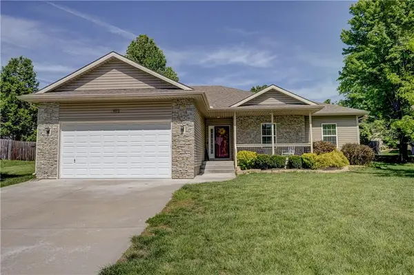19312 E 8th St Court S, Independence, MO 64056
