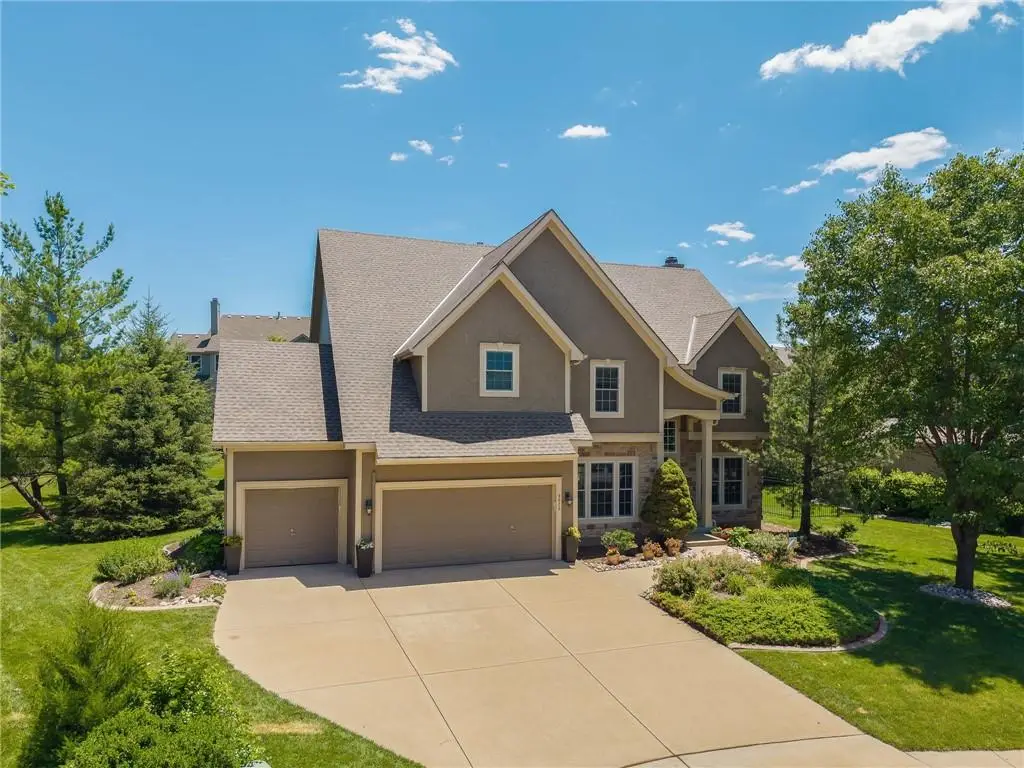 9623 N Crescent Court, Kansas City, MO 64157 - #1