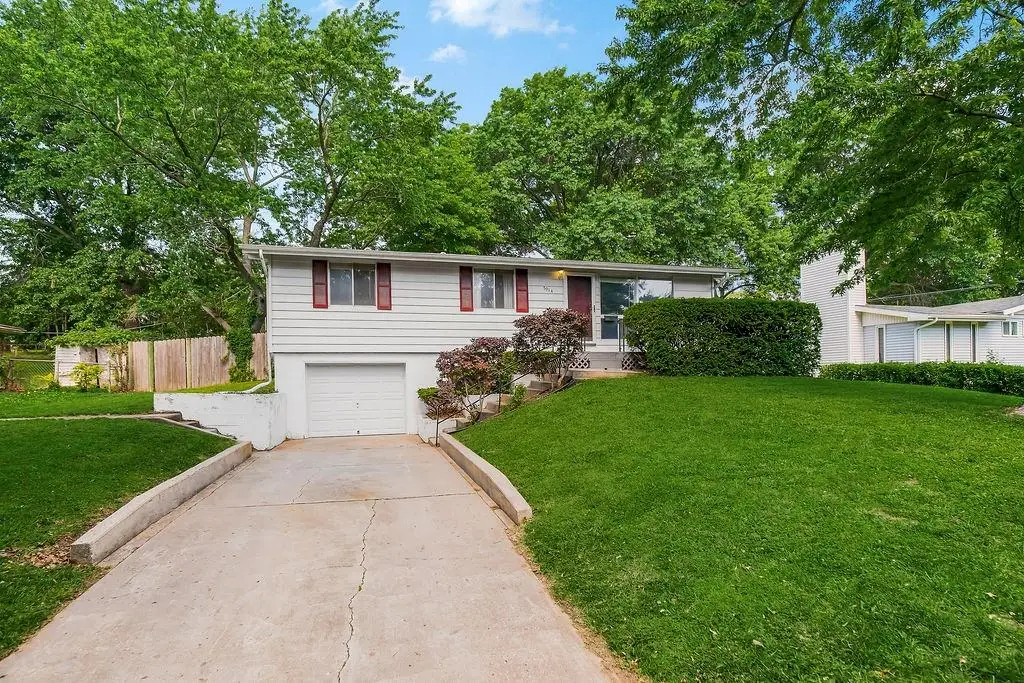 5914 N Euclid Avenue, Kansas City, MO 64118 - #1