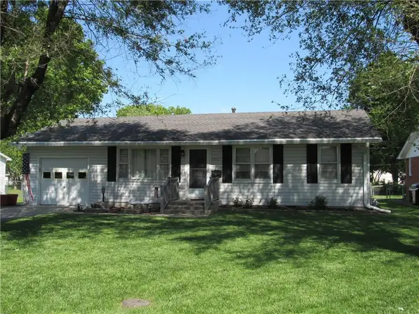 2011 S Harrison Avenue, Sedalia, MO 65301