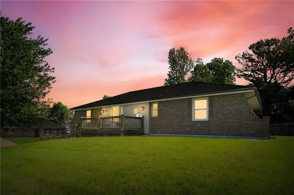 815 NE Independence Avenue, Lee's Summit, MO 64086