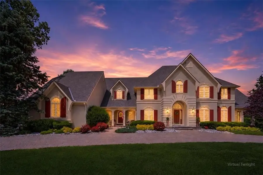 1821 Saunders Road, Blue Springs, MO 64015 - #2