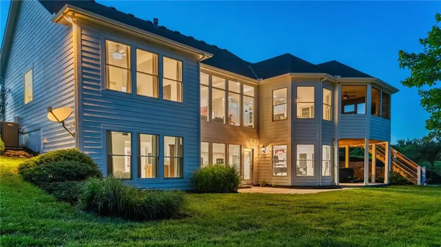 21225 S Cedar Niles Road, Spring Hill, KS 66083 - #3