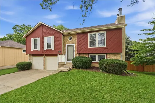 12113 W 48th Terrace, Shawnee, KS 66216