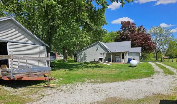 615 S Cherry Street, Clearmont, MO 64431