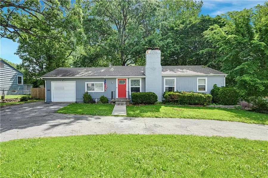 9715 Holmes Road, Kansas City, MO 64131 - #3