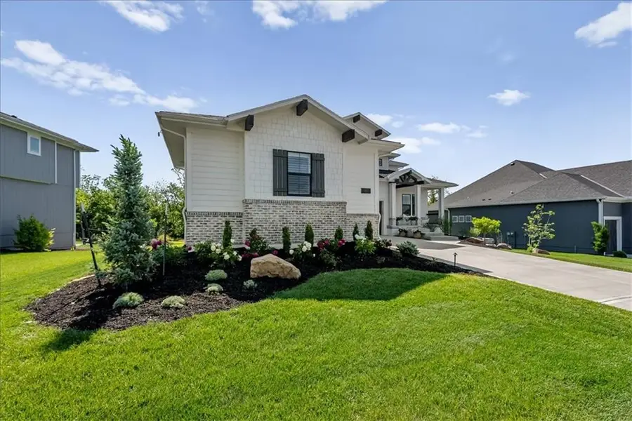 11621 S Mize Road, Olathe, KS 66061 - #3