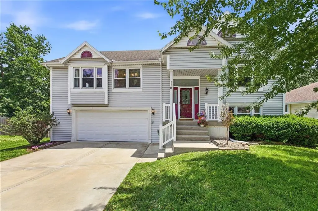 110 NE Brookwood Place, Blue Springs, MO 64014 - #1