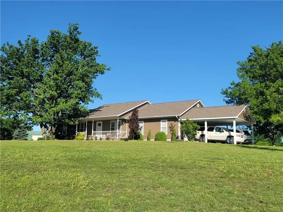 986 230th Street, Fort Scott, KS 66701 - #2