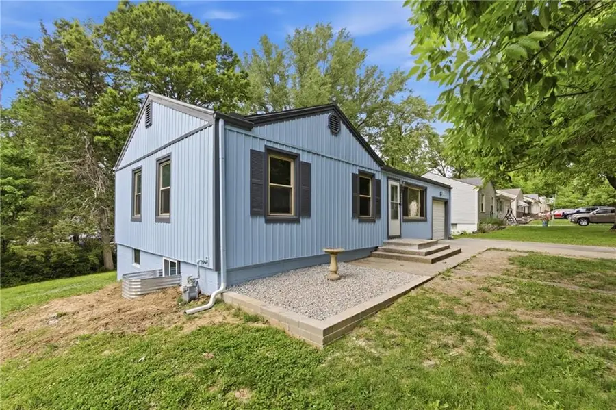 6624 Longwood Avenue, Kansas City, KS 66104 - #3