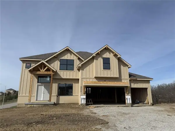 9002 N Denver Avenue, Kansas City, MO 64156