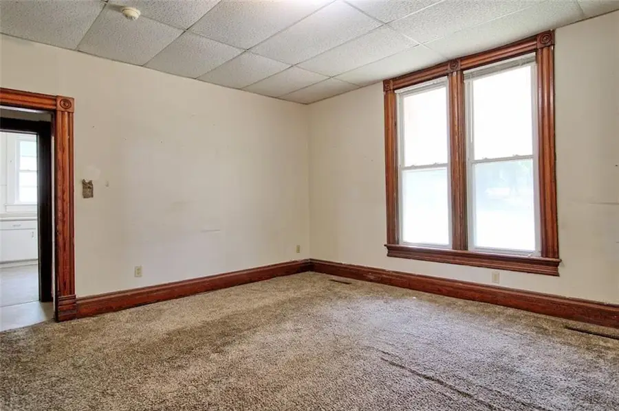 1101 N 13 Street, Saint Joseph, MO 64501 - #3