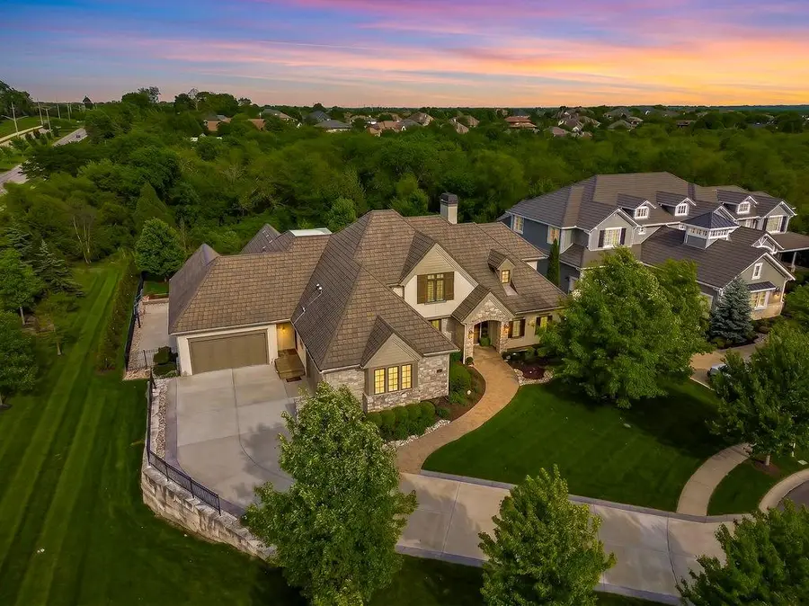 15905 Cody Street, Overland Park, KS 66221 - #2