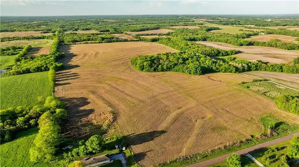 Dd Highway, Gallatin, MO 64640