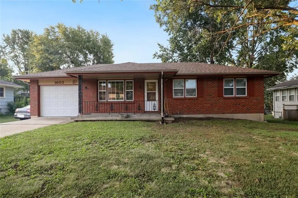 1603 NE 75th Street, Gladstone, MO 64118 - #1