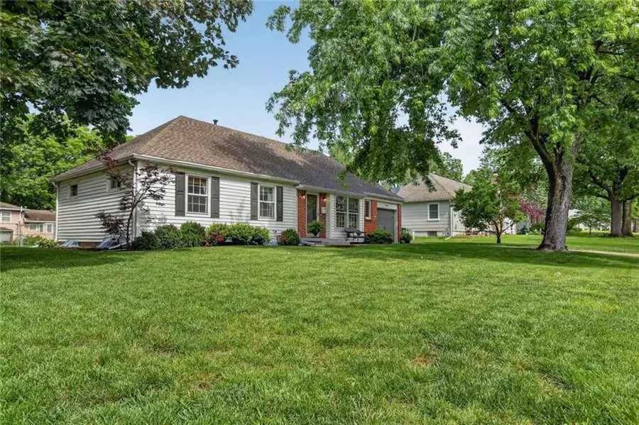 9640 Hayes Street, Overland Park, KS 66212 - #2