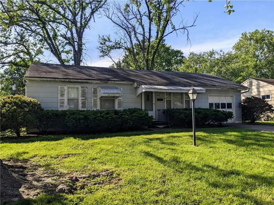 3016 Porter Road, Independence, MO 64055 - #2