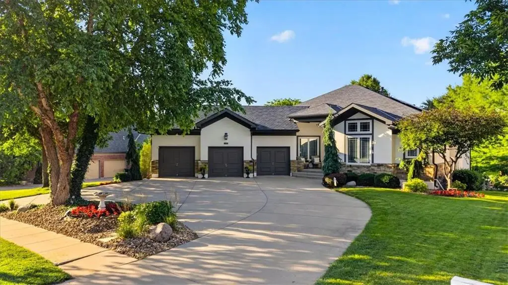 2313 NE Lake Breeze Lane, Lees Summit, MO 64086 - #1