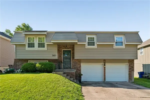 5421 Crest Drive, Kansas City, KS 66106