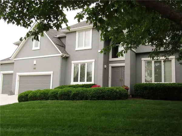 12717 Richards Street, Overland Park, KS 66213