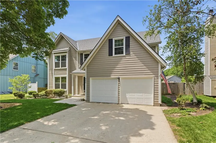 8050 Lakeview Avenue, Lenexa, KS 66219 - #2